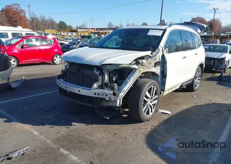 2016 Honda Pilot Touring из США, поврежденный, VIN 5FNYF5H97GB018976